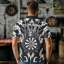 Load image into Gallery viewer, Male dart player wearing Tribal Crown Dartboard personalized dart jersey at professional dart league event